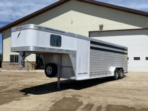 Used 2010 Featherlite 24FT Stock Combo – 2 Compartments